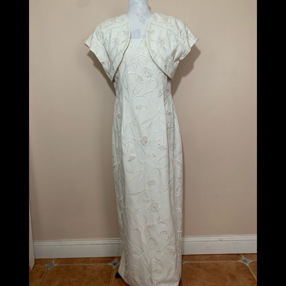 Cecily Brown Dresses & Skirts - CECILY BROWN Beaded/Embroidered Full Length Gown w/Matching Bolero Jacket🥳HP🥳